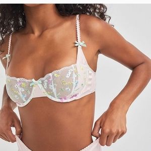 NWT Midsummer Floral for love and Lemons Bra